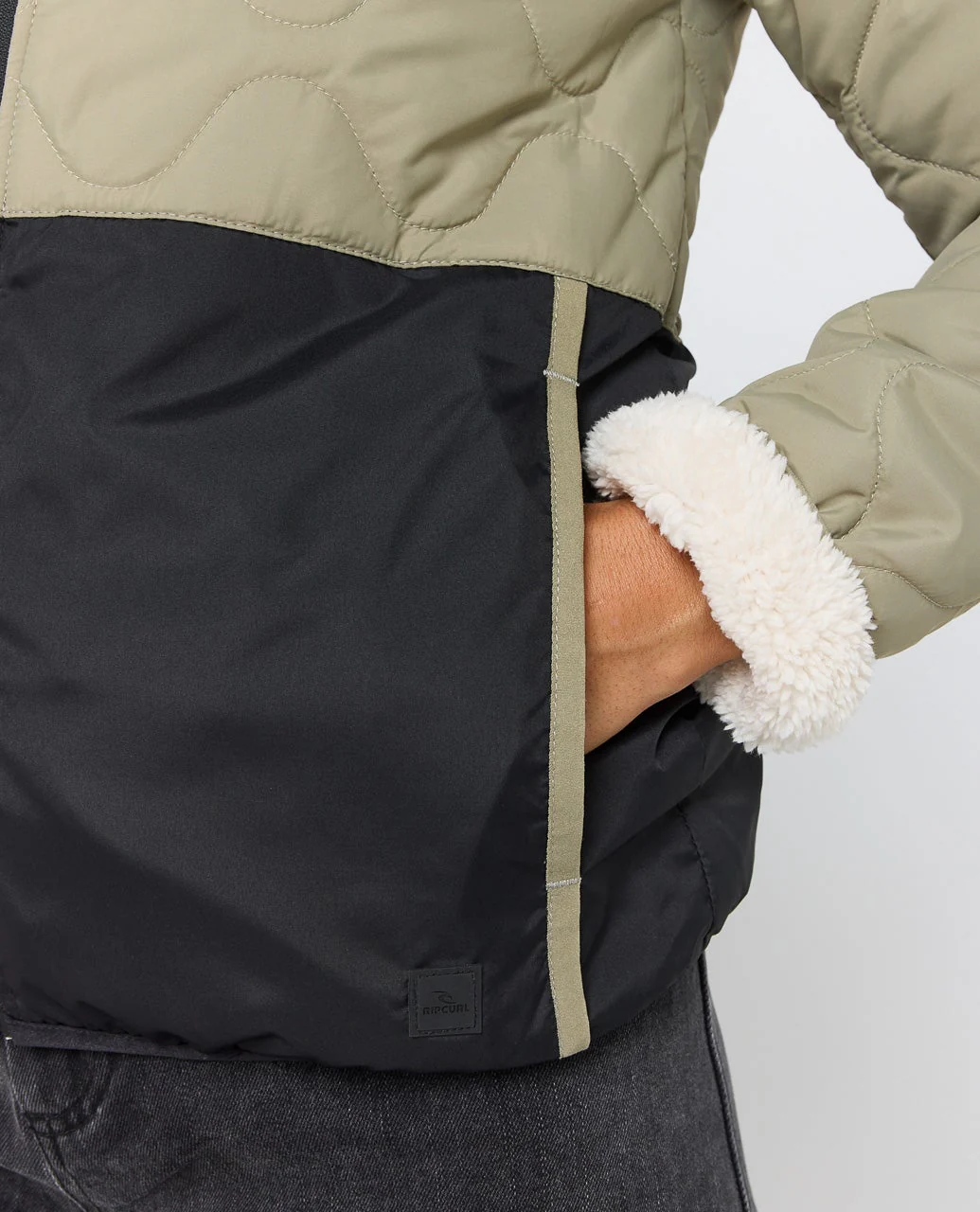 Anti-Series Anoeta Quilted Jacket - Image 10