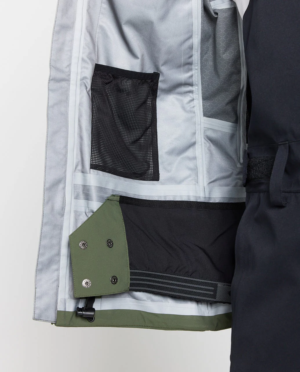 Anti-Series Xpore Snow Jacket - Image 10
