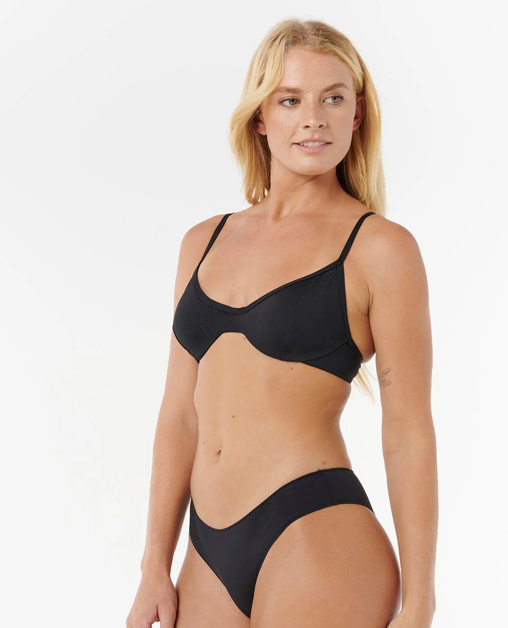 Classic Surf D-DD Bikini Top - Image 5