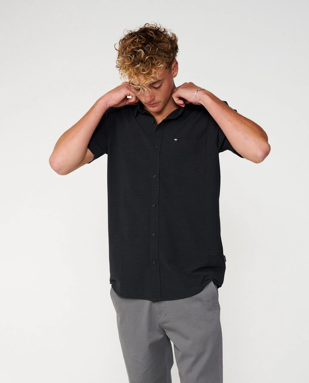 Classic Surf Tech Short Sleeve Shirt - Image 2