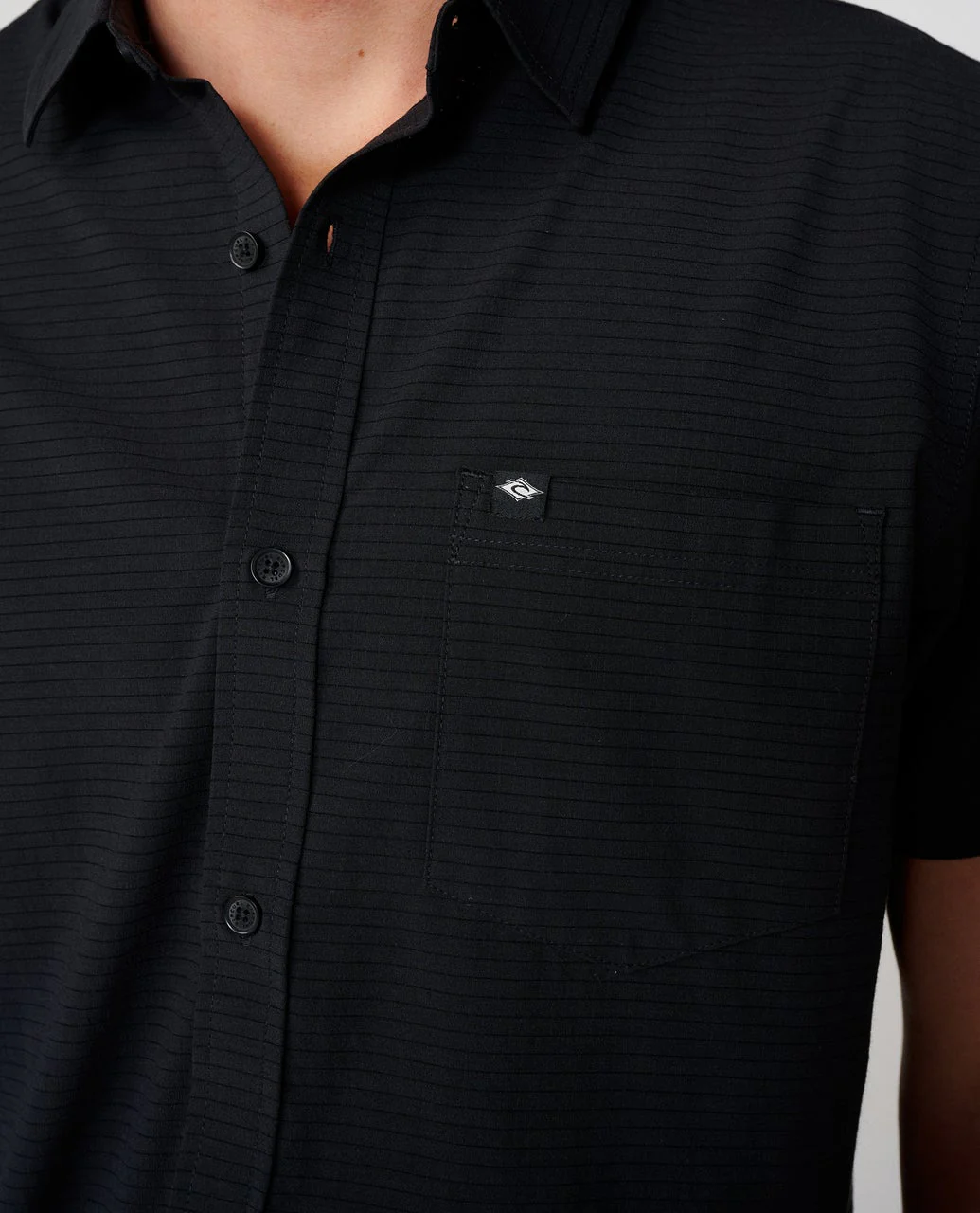 Classic Surf Tech Short Sleeve Shirt - Image 5