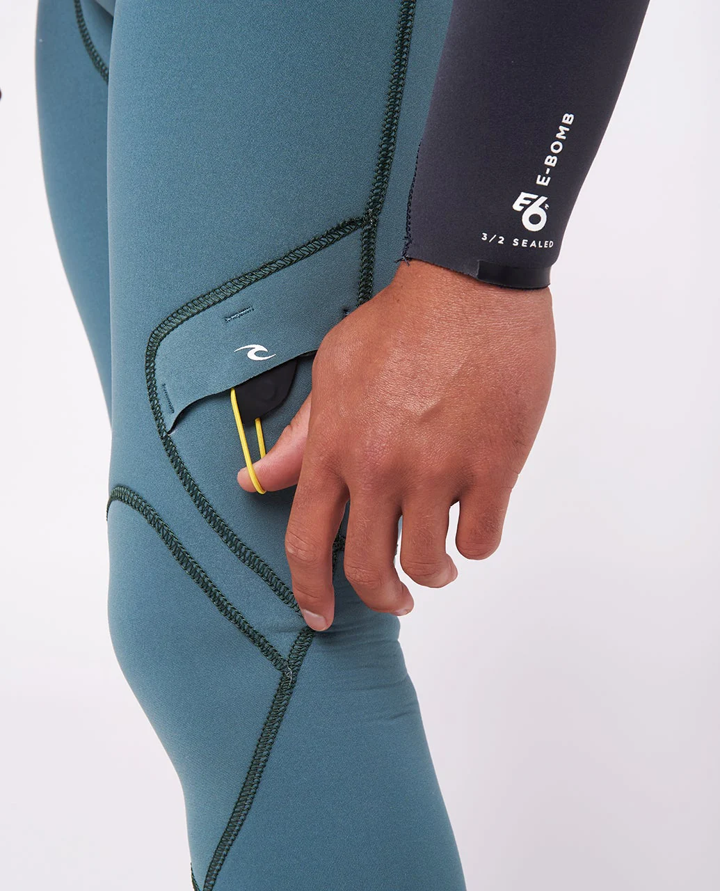E Bomb 3/2 Zip Free Searchers Wetsuit - Image 8