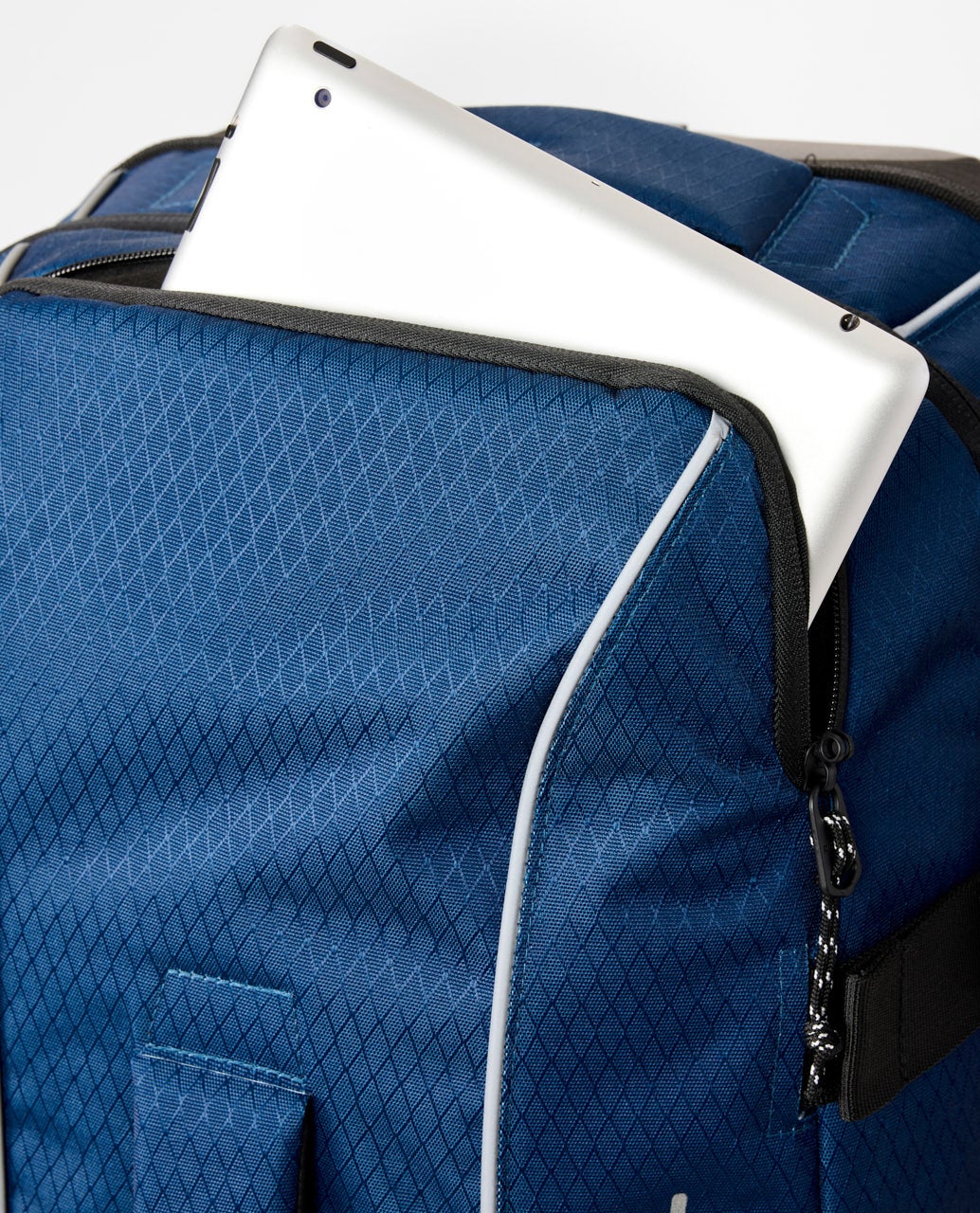 F-Light Transit Search Ref 45L Travel Bag - Image 4