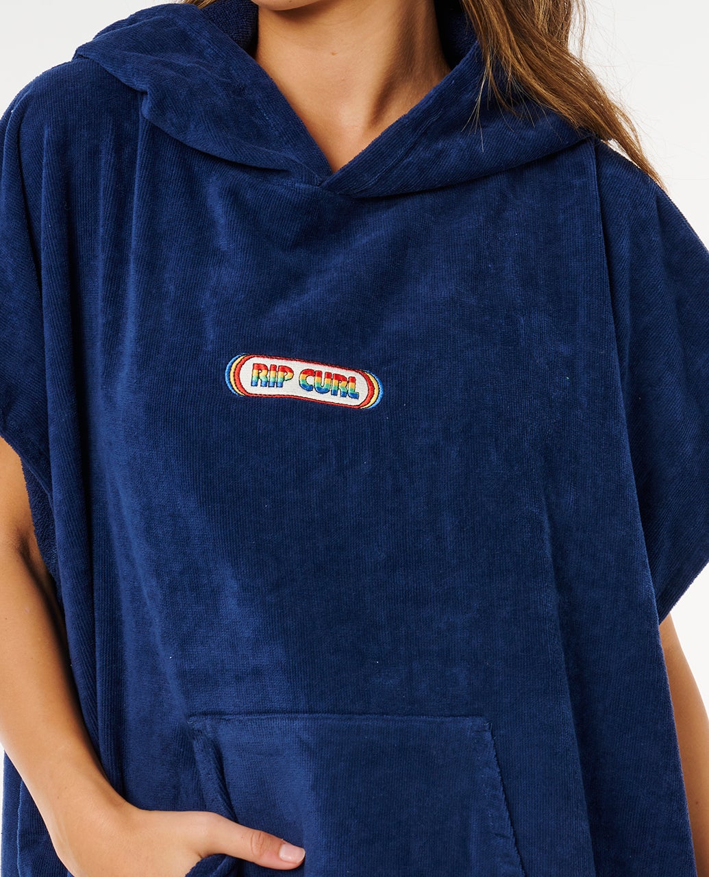 Icon Hooded Towel Poncho - Image 5