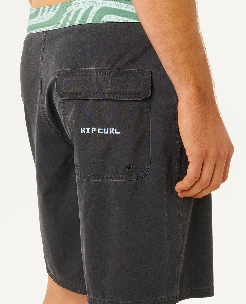 Mirage Artist of the Search Boardshort - Image 5