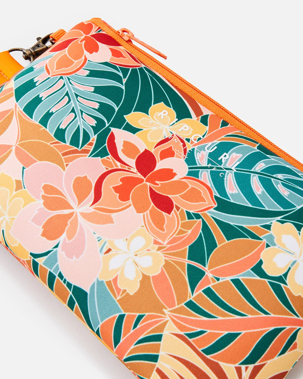 Mixed Neo Pouch - Image 3