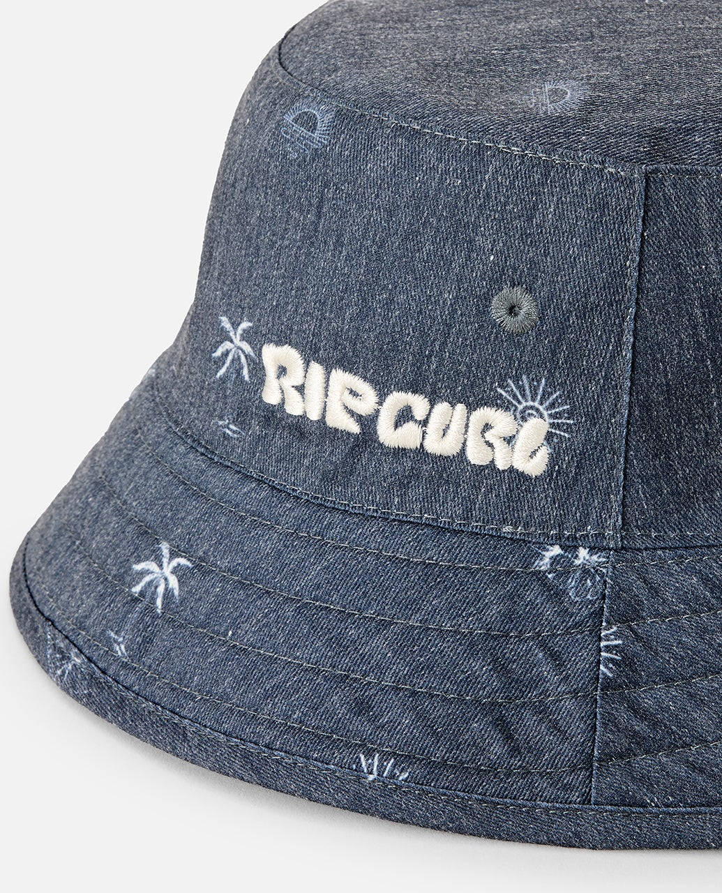 Pacific Rinse Revo Bucket Hat - Image 14