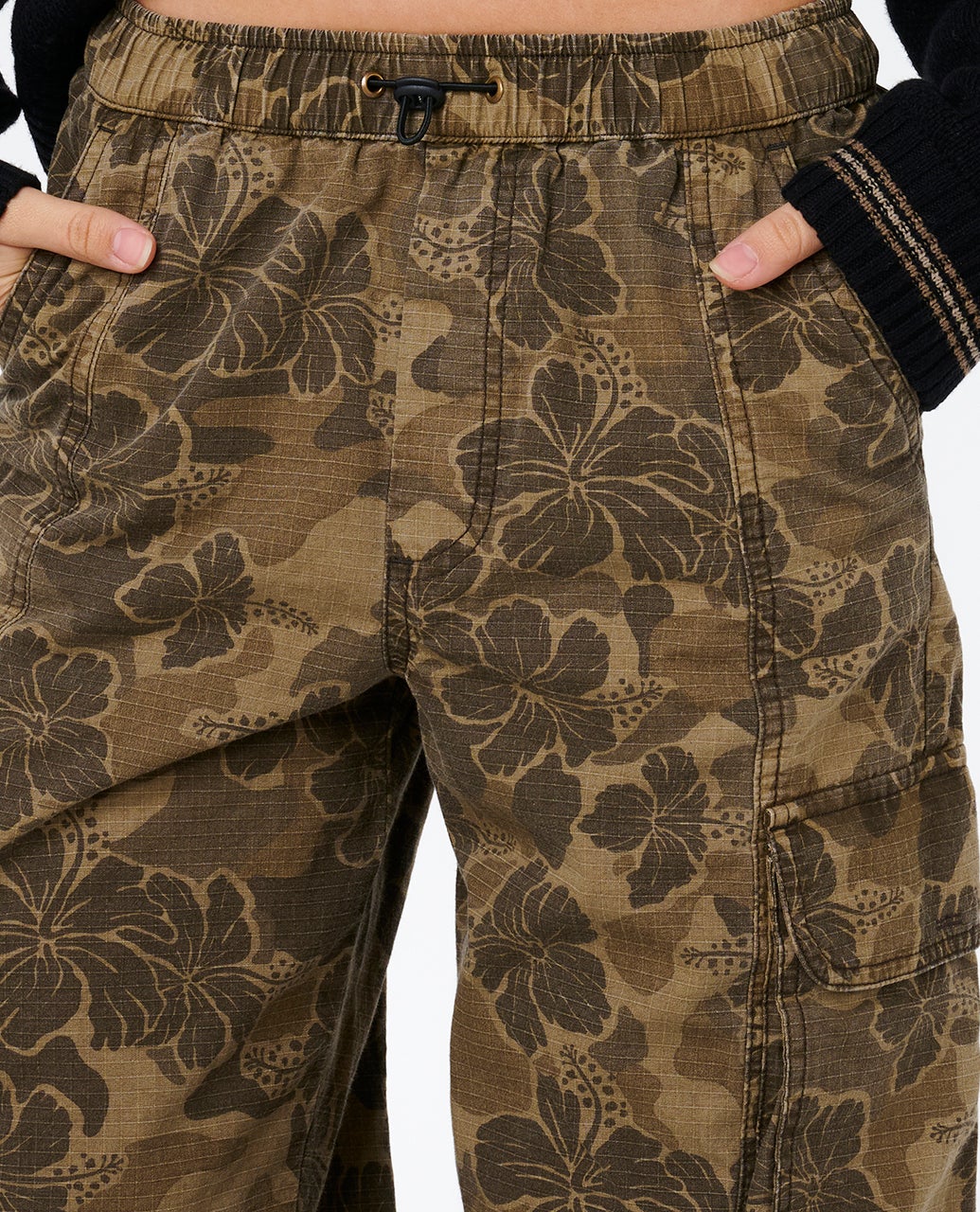 Paradise Camo Cargo Pant - Image 6