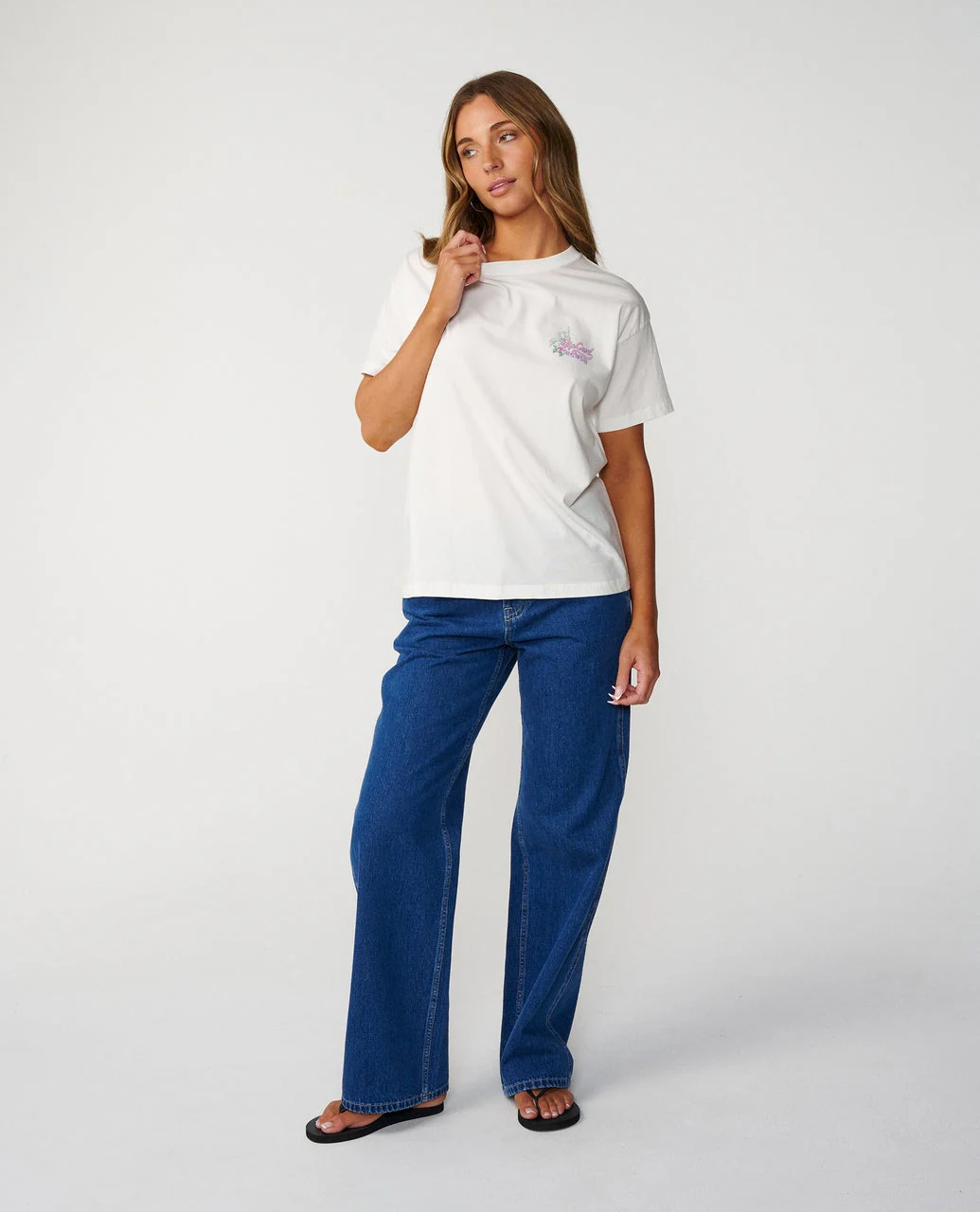 Saloon Relaxed Tee - Image 4