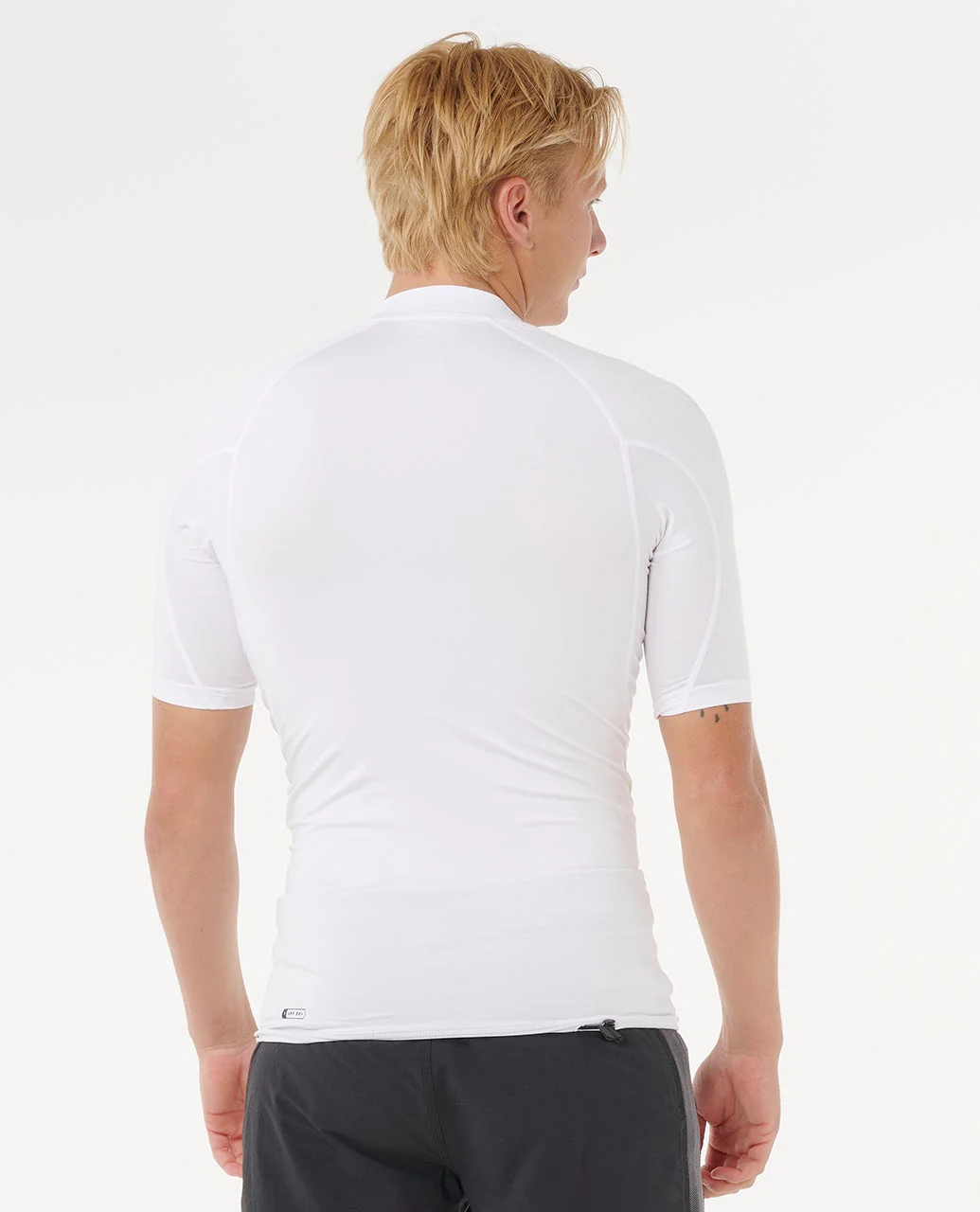 Search UPF50 Performance Short Sleeve Rash Vest - Image 3