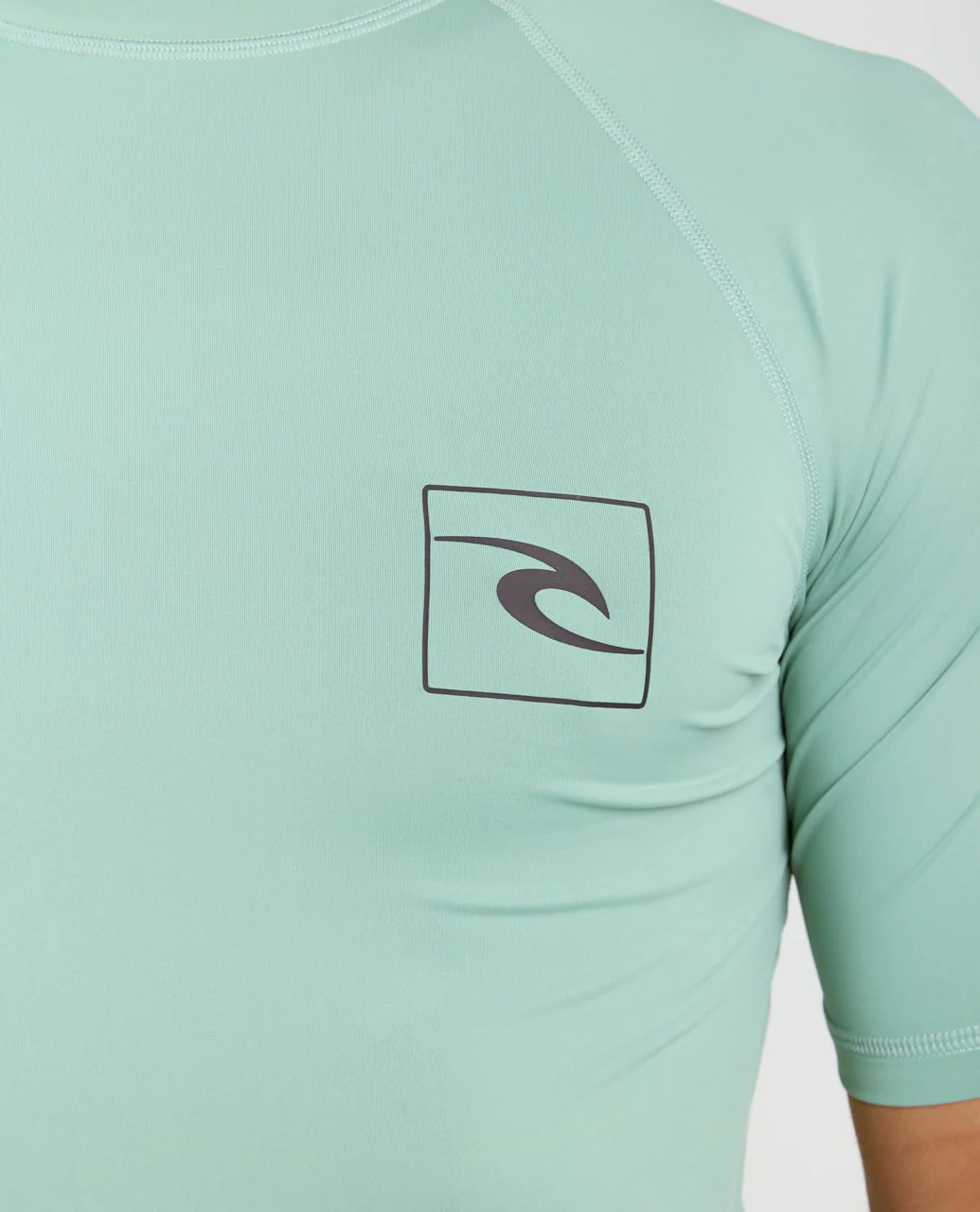 Streamline UPF Short Sleeve Rash Vest - Image 6