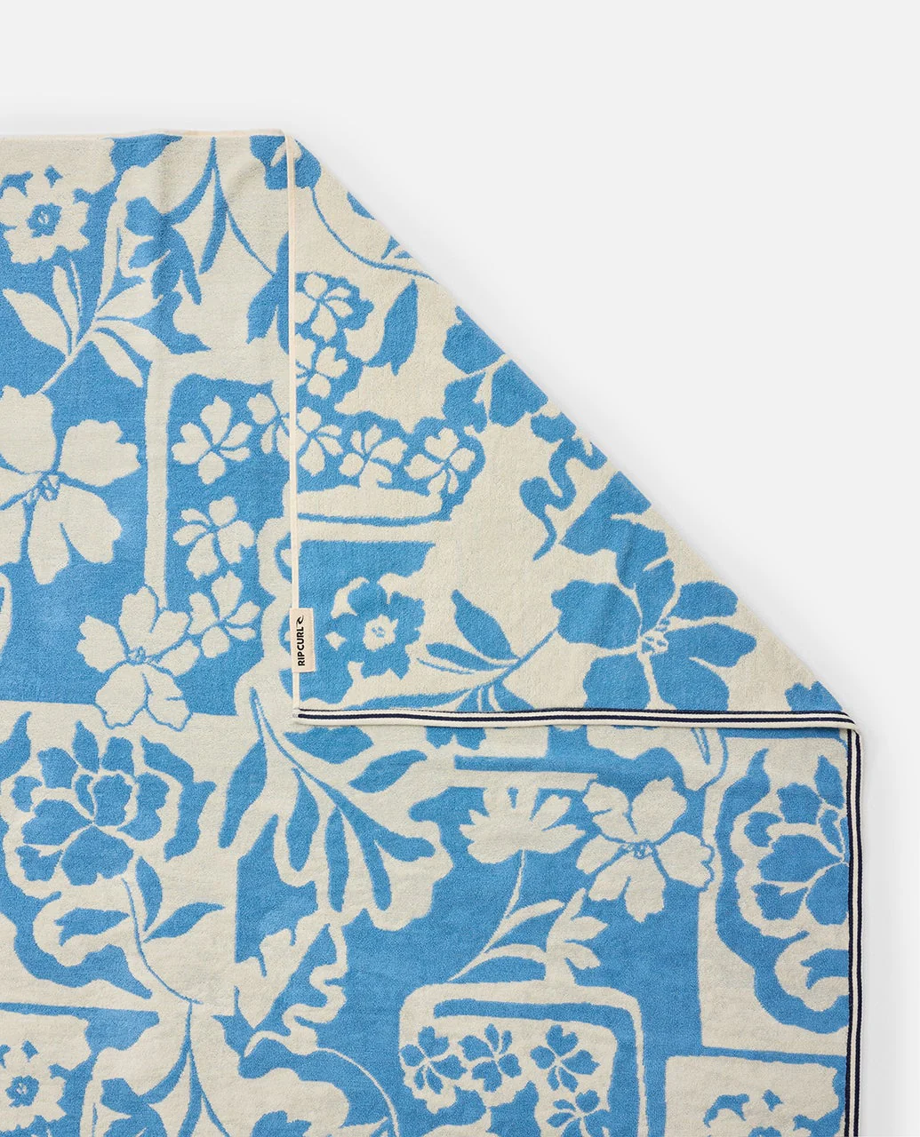 Surf Revival Double Towel ll - Image 4