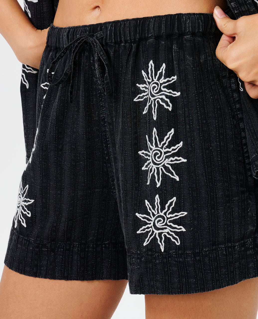 Topanga Embroidered Short - Image 5