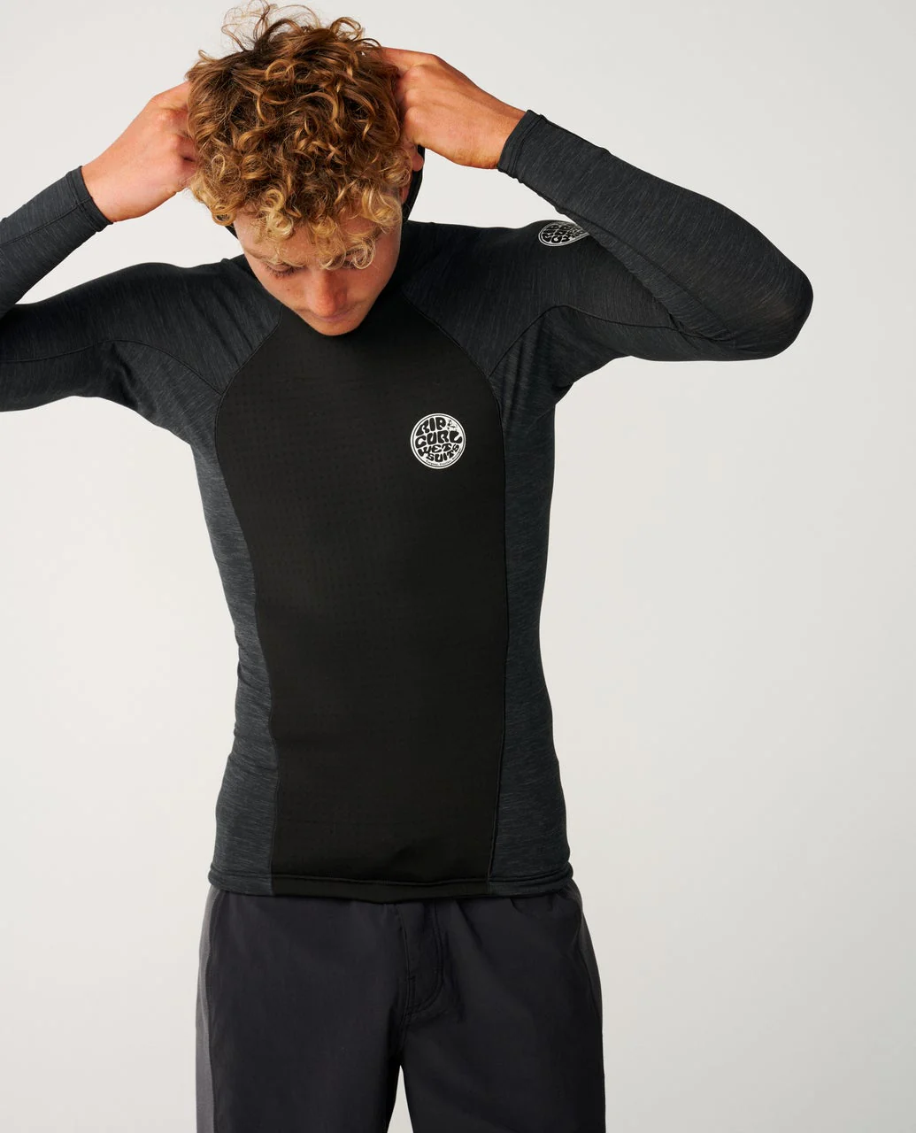 Ultimate Search Long Sleeve Hood Vest - Image 4