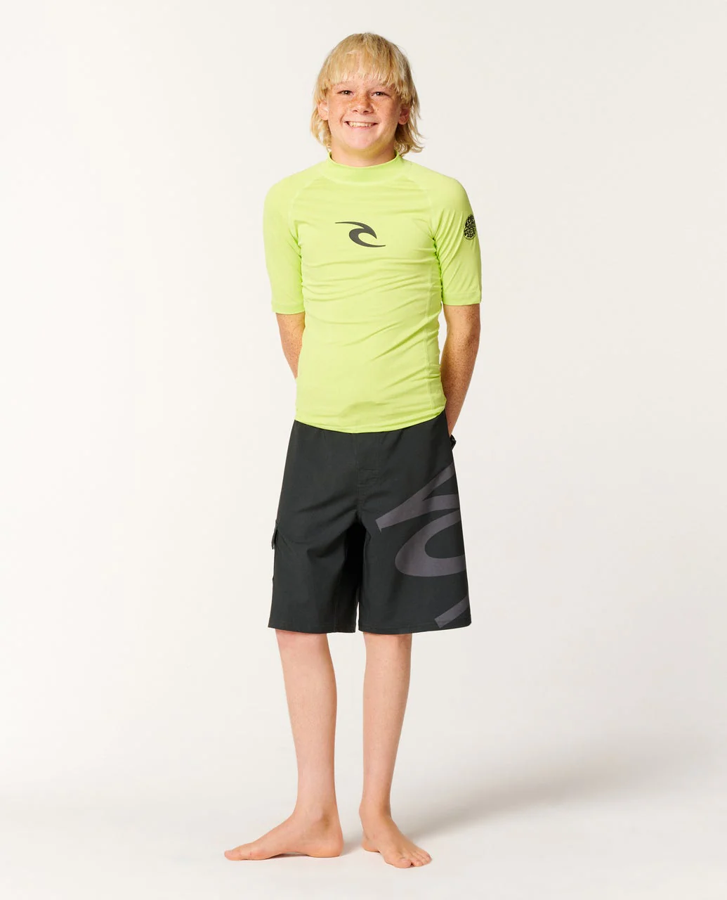 Waves UPF Short Sleeve Boy Rash vest - Image 4