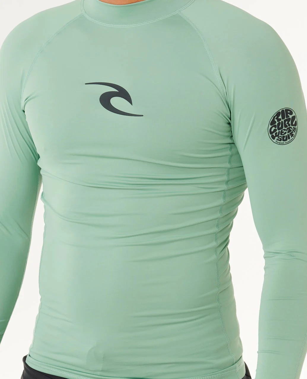 Waves UPF50 Performance Long Sleeve Rash Vest - Image 5