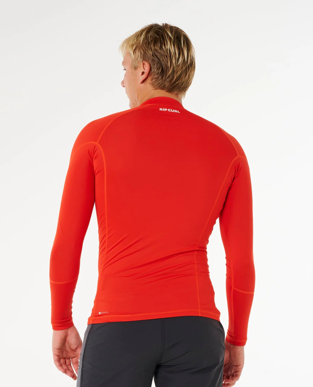 Waves UPF50 Performance Long Sleeve Rash Vest - Image 3