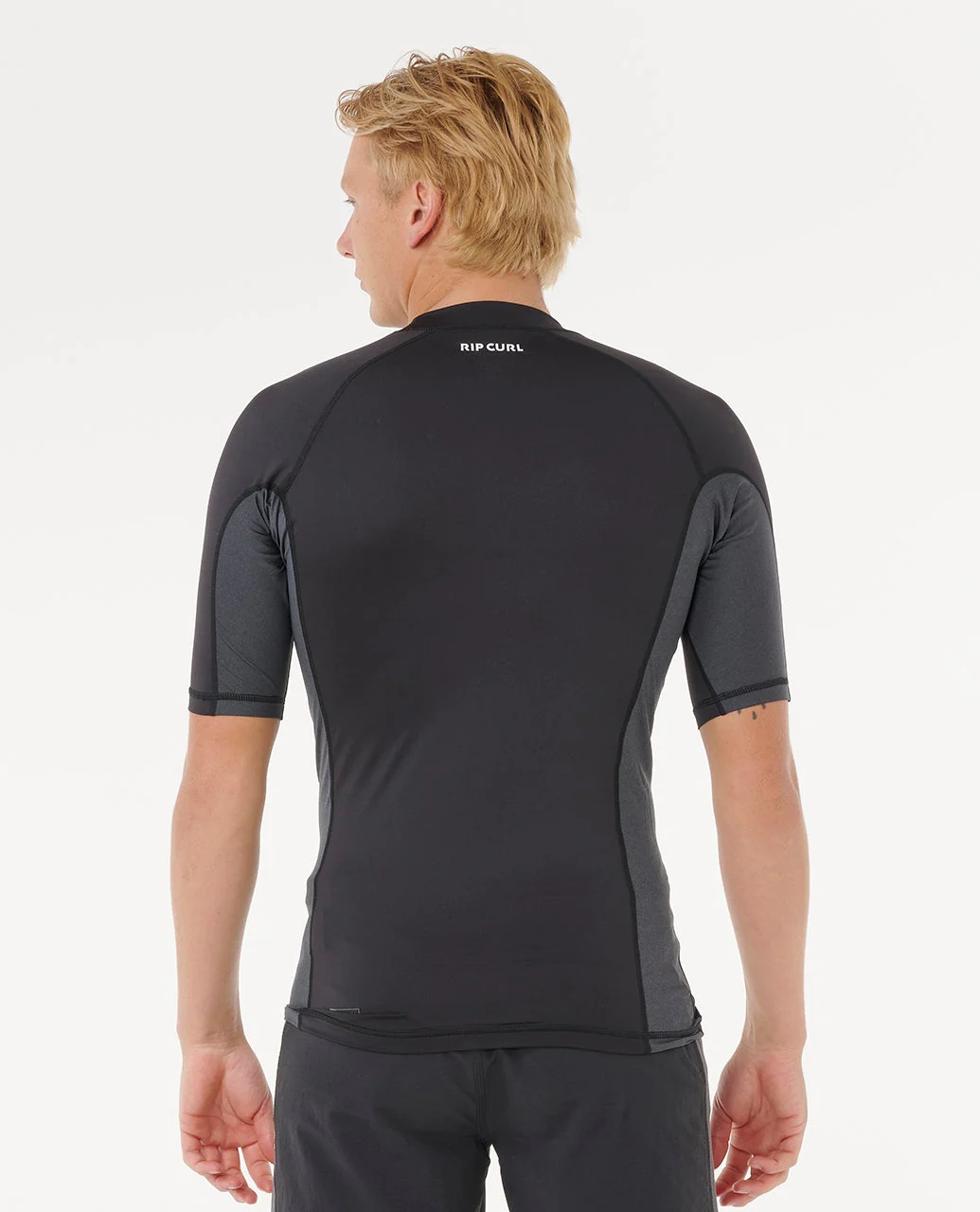 Waves UPF50 Performance Short Sleeve Rash Vest - Image 3