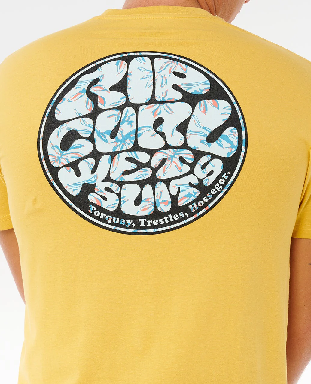 Wettie Passage Icon Tee - Image 5