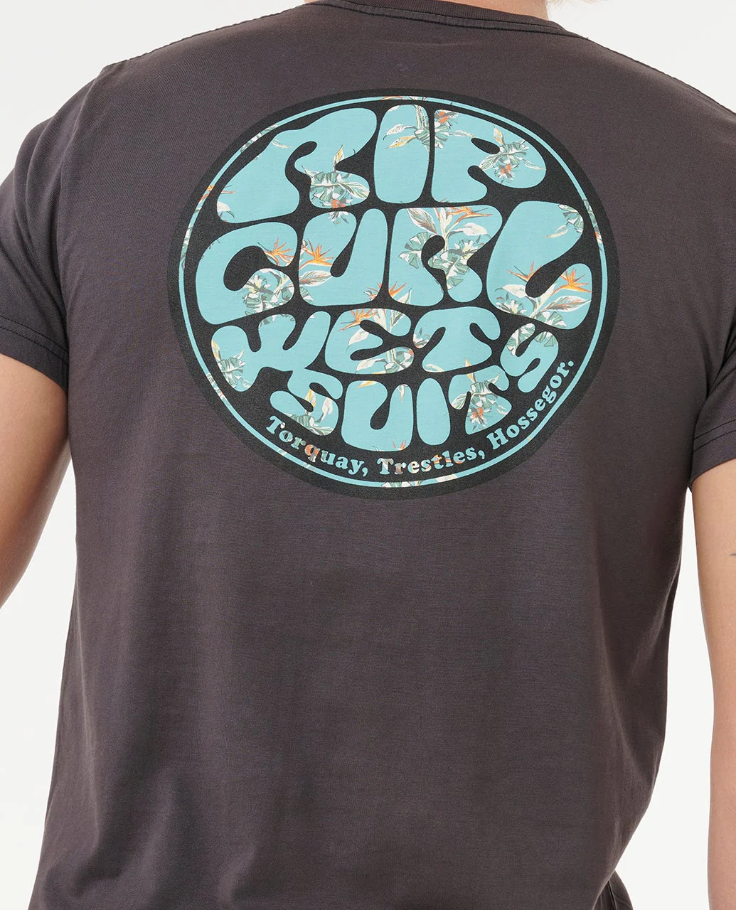 Wettie Passage Icon Tee - Image 5