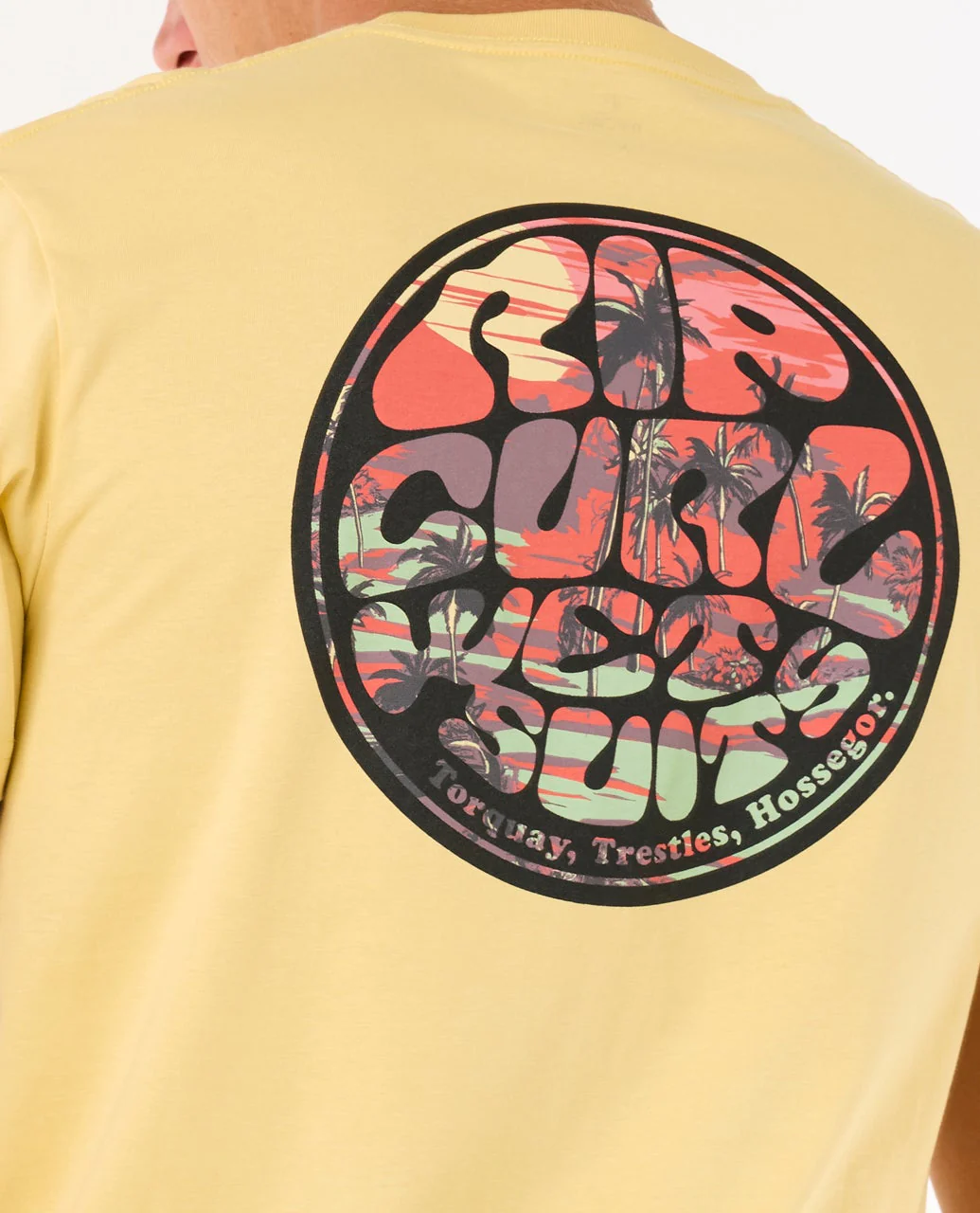 Wettie Passage Icon Tee - Image 5